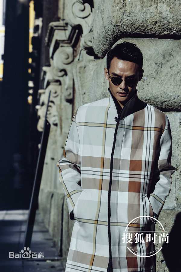 王凯(Wang Kai)街拍性感图片图集