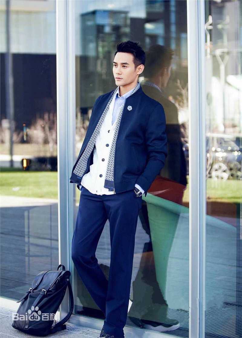 王凯(Wang Kai)街拍性感图片图集