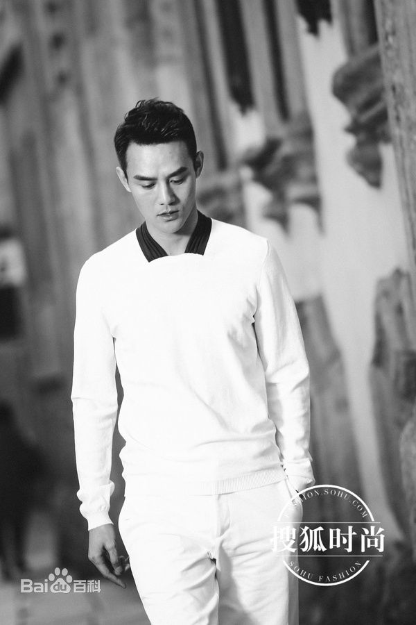 王凯(Wang Kai)街拍性感图片图集