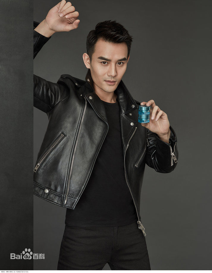 王凯(Wang Kai)雅诗兰黛品牌大使前后照片