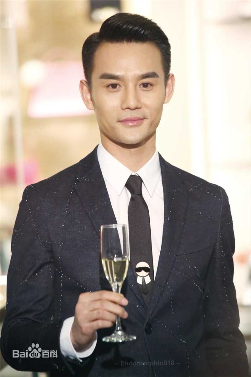 王凯(Wang Kai)FENDI门店活动&秋冬时装秀前后照片