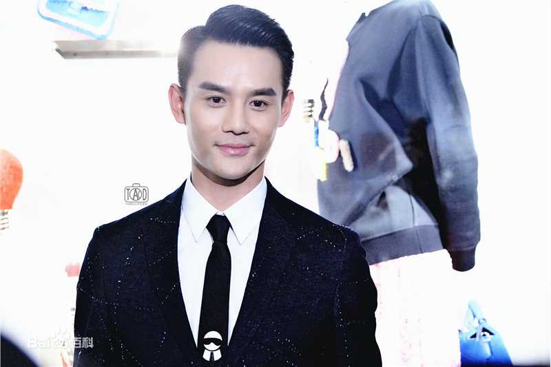 王凯(Wang Kai)FENDI门店活动&秋冬时装秀前后照片