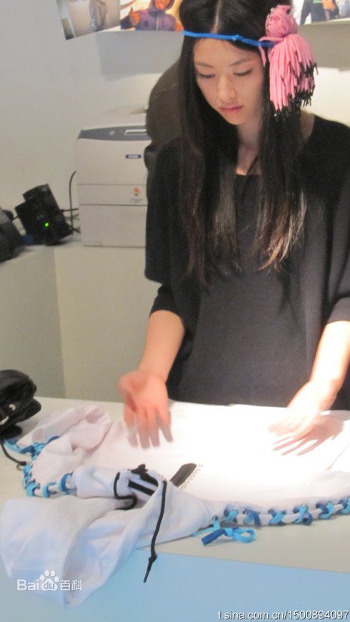 《朱珠》生活照