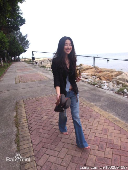 《朱珠》生活照