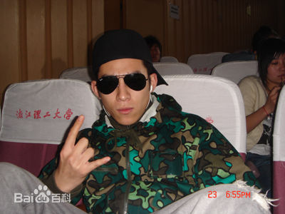 最新孟召重(oliven)性感图片