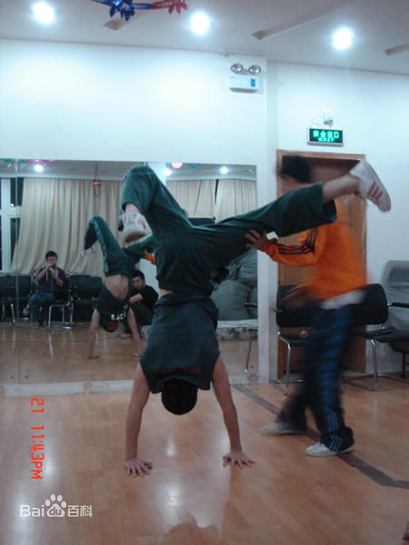 最新孟召重(oliven)性感图片