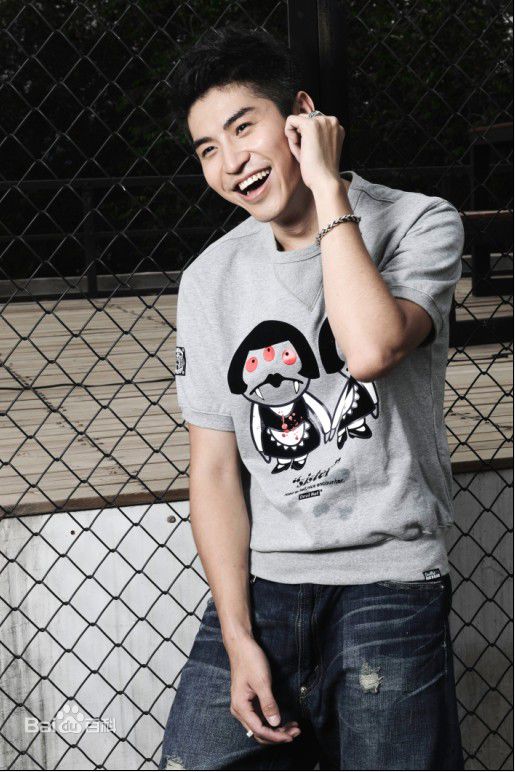 孟召重(oliven)《那小子真帅》高清剧照