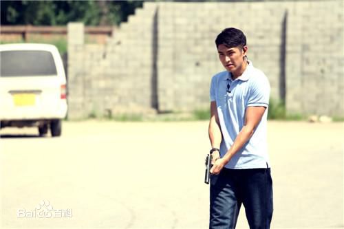 孟召重(oliven)在剧中前后照片