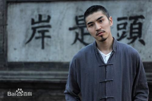 孟召重(oliven)在剧中前后照片