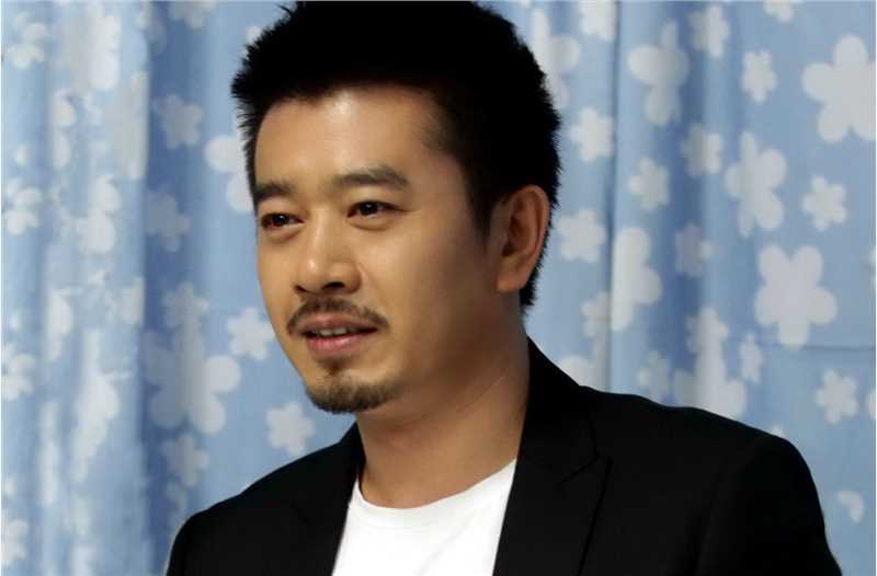 《侯祥玲》封面图片