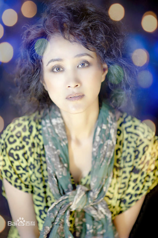 演员张小磊      电视剧双城生活剧照