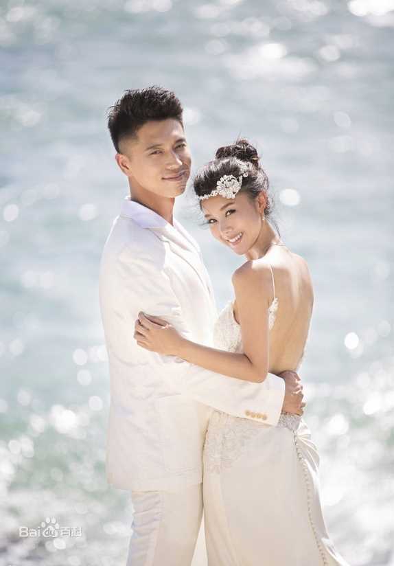 李小萌(Annabel Lee)结婚照图片图集
