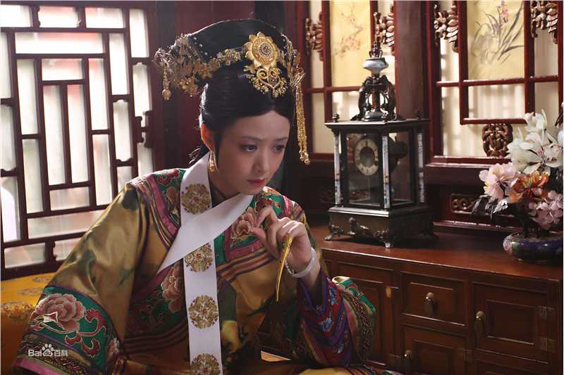 最新蒋欣(Rulu)在《甄嬛传》华妃中的壁纸