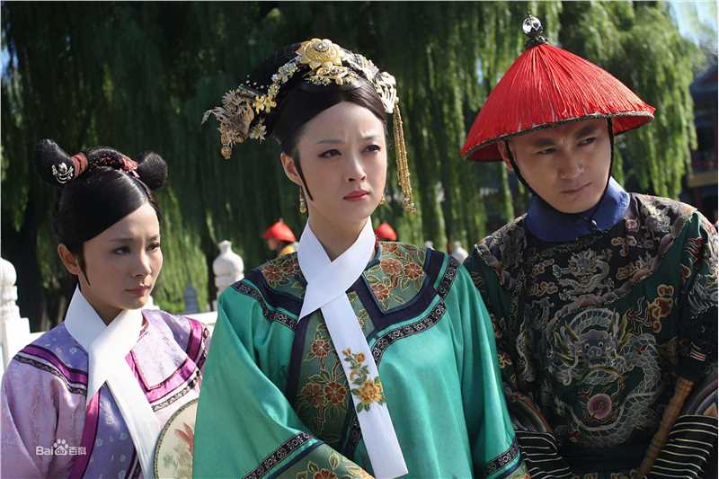 最新蒋欣(Rulu)在《甄嬛传》华妃中的壁纸