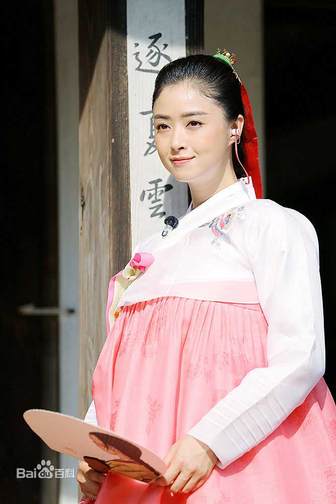 蒋欣(Rulu)综艺节目壁纸壁纸