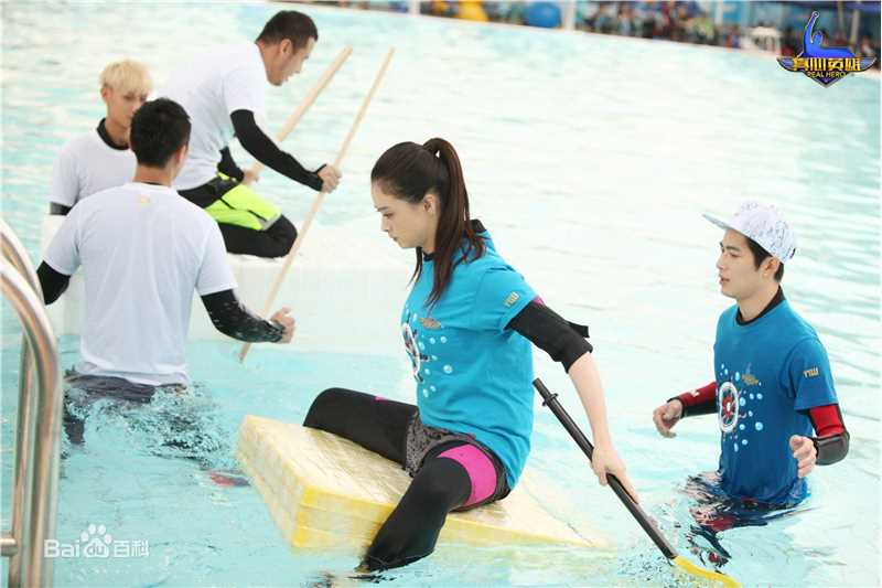 蒋欣(Rulu)综艺节目壁纸壁纸