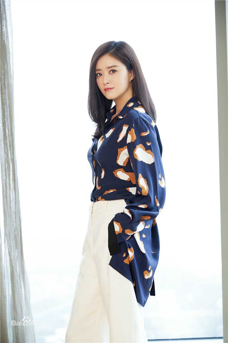 蒋欣(Rulu)出席活动生活照