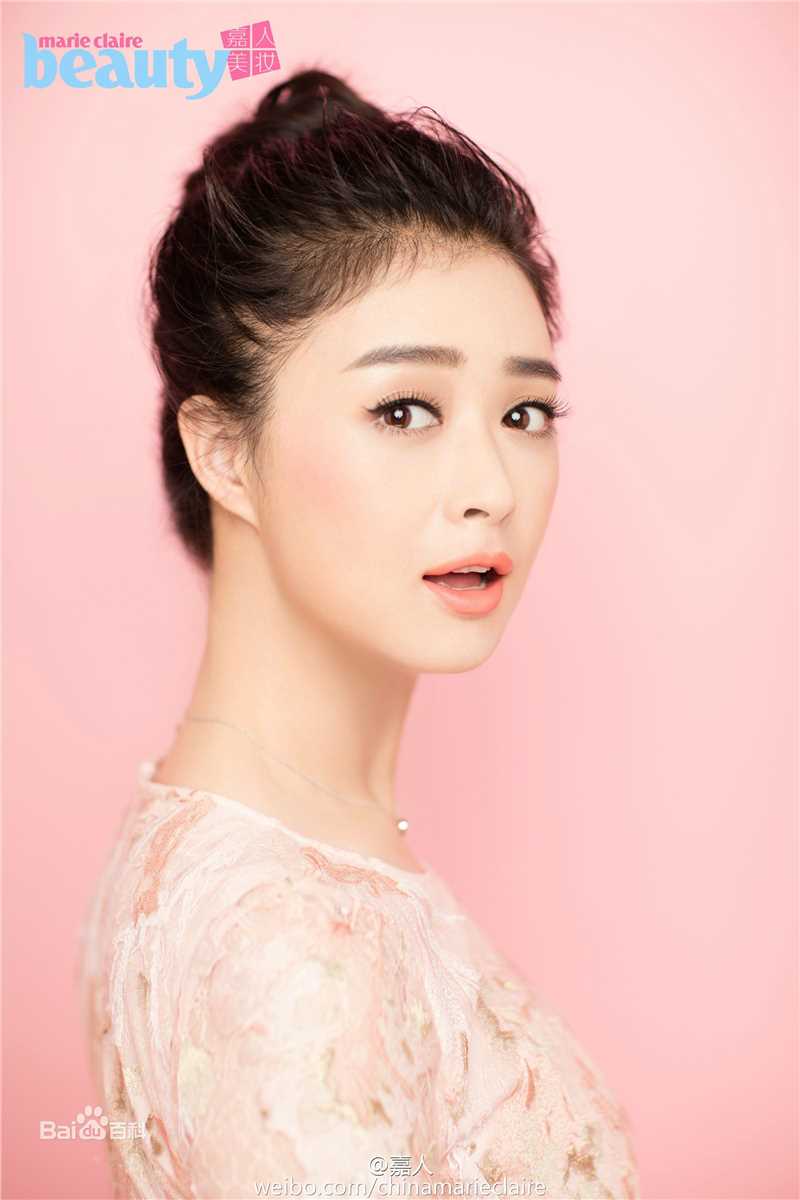 蒋欣(Rulu)嘉人美妆图片图集