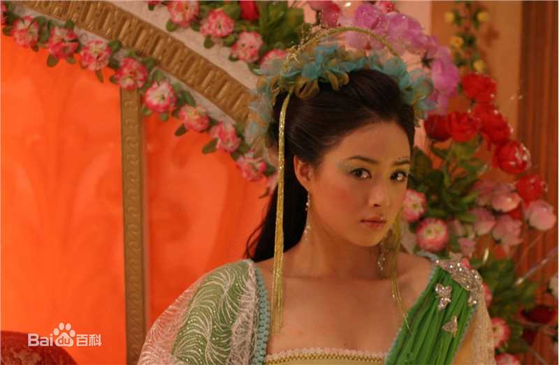 蒋欣(Rulu)在《欢天喜地七仙女》绿儿中的