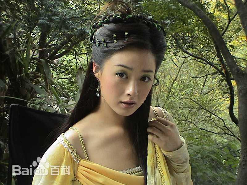 蒋欣(Rulu)在《欢天喜地七仙女》绿儿中的