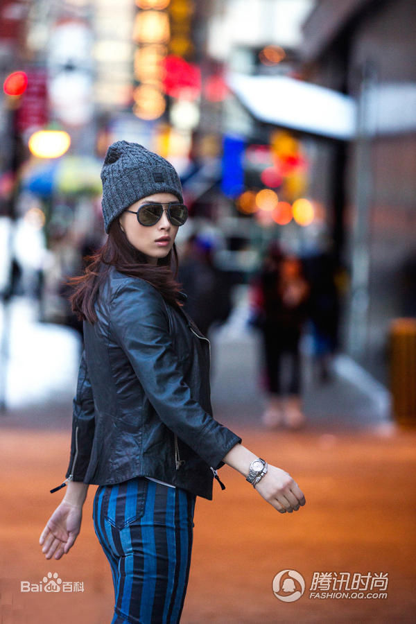 蒋欣(Rulu)街拍图册