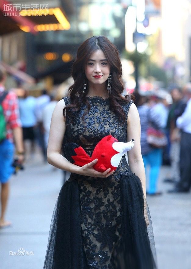 蒋欣(Rulu)街拍图册