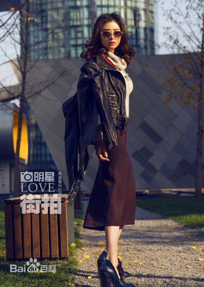 蒋欣(Rulu)街拍图册