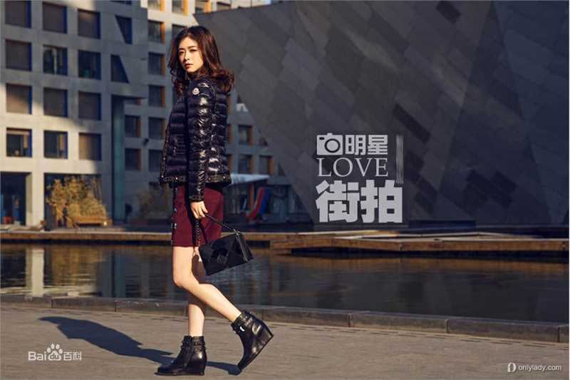 蒋欣(Rulu)街拍图册