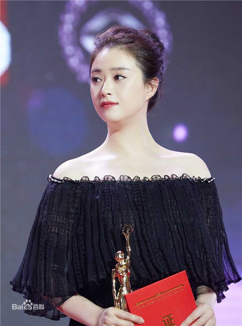 蒋欣(Rulu)荣誉时刻性感图片图集