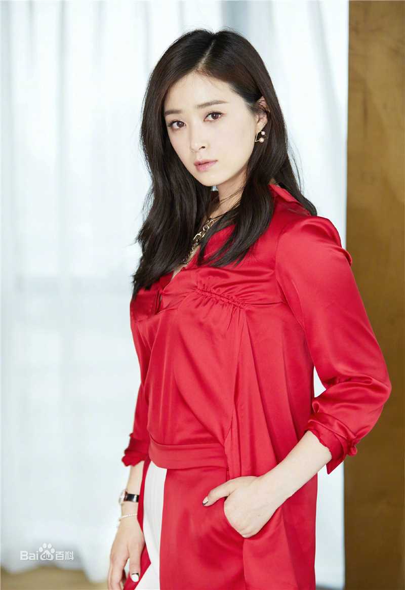 精选蒋欣(Rulu)在《欢乐颂2》开播盛典中的图册