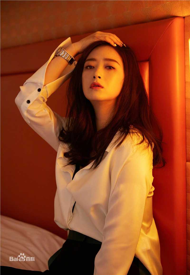 精选蒋欣(Rulu)在《欢乐颂2》开播盛典中的图册