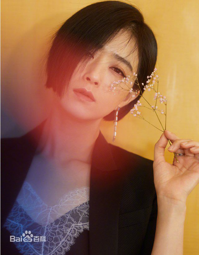 最新蒋欣(Rulu)壁纸