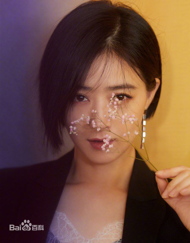 最新蒋欣(Rulu)壁纸