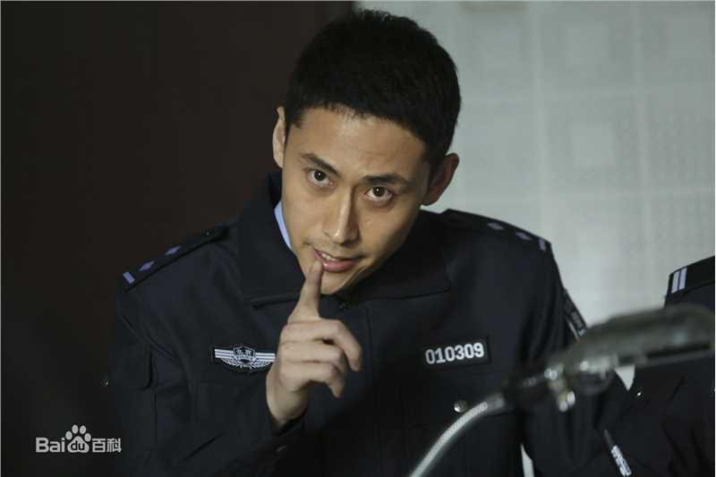 《爱的追踪》饰演潘黎明