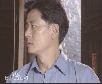 电视剧《英雄无悔》的剧照