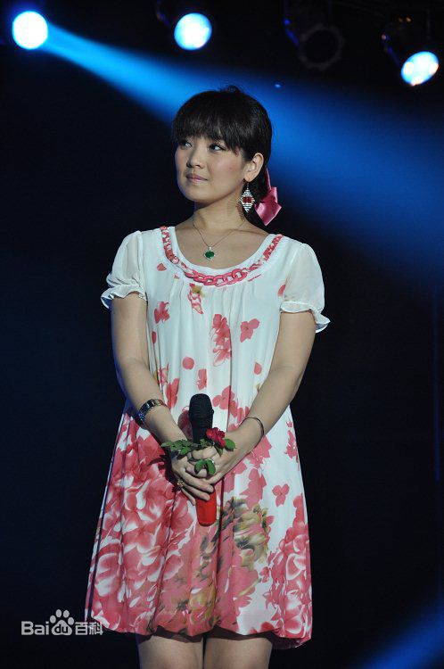 斯琴高丽(si qin gao li)2010.07.23 淄博嘉年华活动前后照片