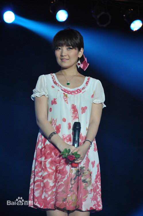 斯琴高丽(si qin gao li)2010.07.23 淄博嘉年华活动前后照片