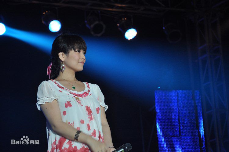 斯琴高丽(si qin gao li)2010.07.23 淄博嘉年华活动前后照片