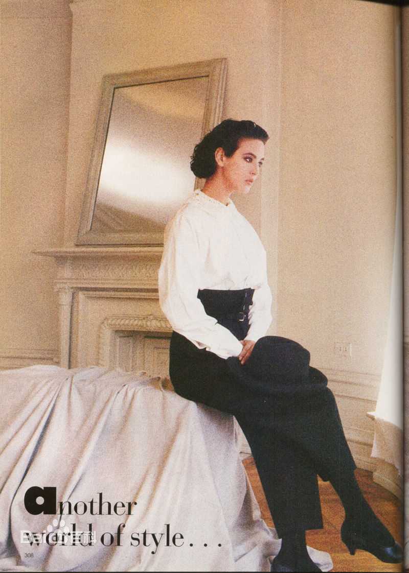 精选莫妮卡·安娜·玛丽亚·贝鲁奇(Monica Anna Maria Bellucci)莫妮卡·贝鲁奇精彩图册