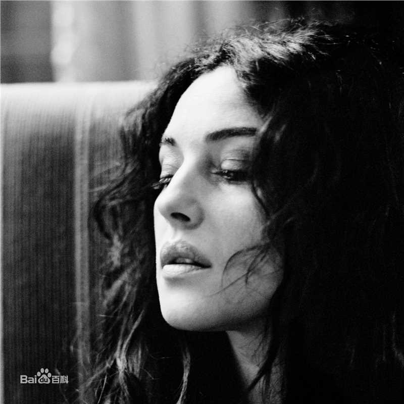 精选莫妮卡·安娜·玛丽亚·贝鲁奇(Monica Anna Maria Bellucci)莫妮卡·贝鲁奇精彩图册