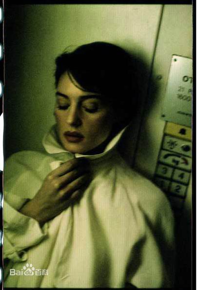 高清莫妮卡·安娜·玛丽亚·贝鲁奇(Monica Anna Maria Bellucci)莫妮卡·贝鲁奇精彩图册