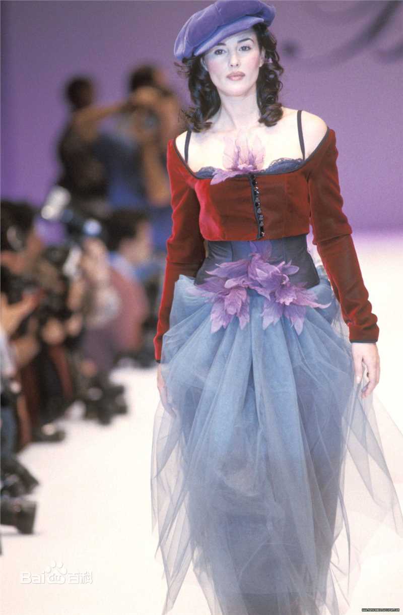 最全莫妮卡·安娜·玛丽亚·贝鲁奇(Monica Anna Maria Bellucci)精彩图册3