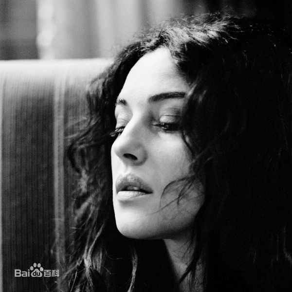 最全莫妮卡·安娜·玛丽亚·贝鲁奇(Monica Anna Maria Bellucci)精彩图册5