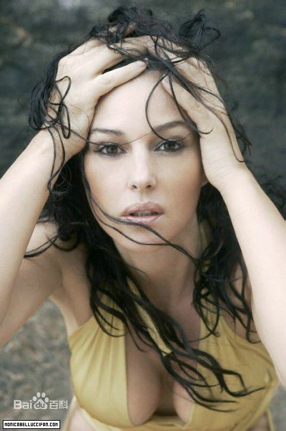 最全莫妮卡·安娜·玛丽亚·贝鲁奇(Monica Anna Maria Bellucci)精彩图册1