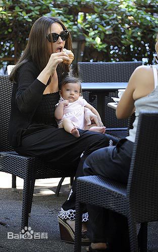 精选莫妮卡·安娜·玛丽亚·贝鲁奇(Monica Anna Maria Bellucci)精彩图册2