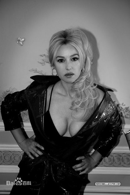 最全莫妮卡·安娜·玛丽亚·贝鲁奇(Monica Anna Maria Bellucci)精彩图册3