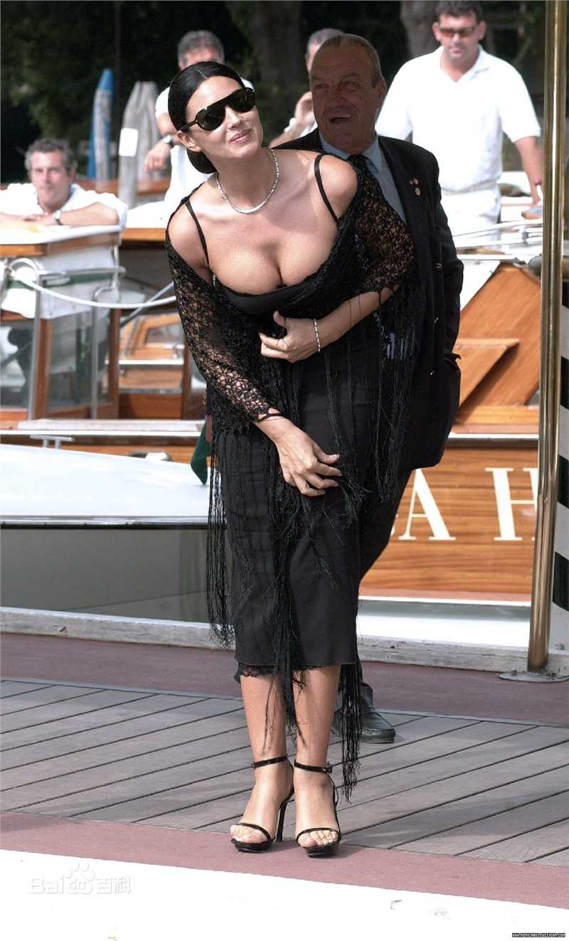 精选莫妮卡·安娜·玛丽亚·贝鲁奇(Monica Anna Maria Bellucci)精彩图册3