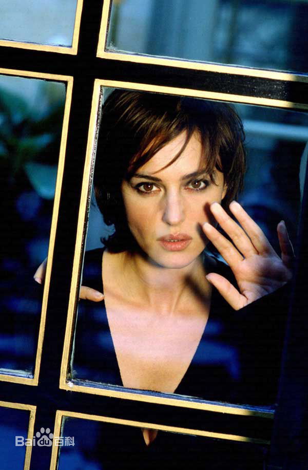 最新莫妮卡·安娜·玛丽亚·贝鲁奇(Monica Anna Maria Bellucci)莫妮卡·贝鲁奇精彩图册