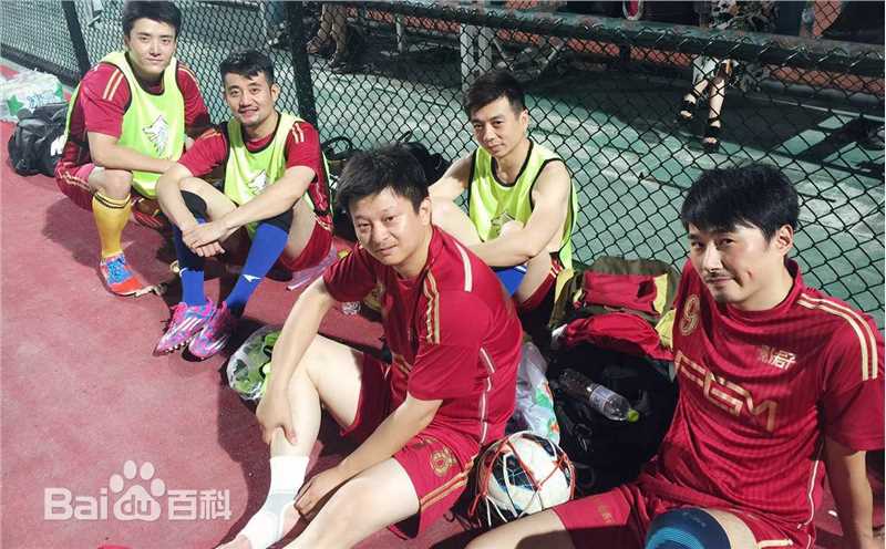 《傅亨》生活照