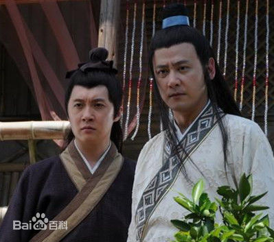 2009年《白蛇后传》饰演鲍仁